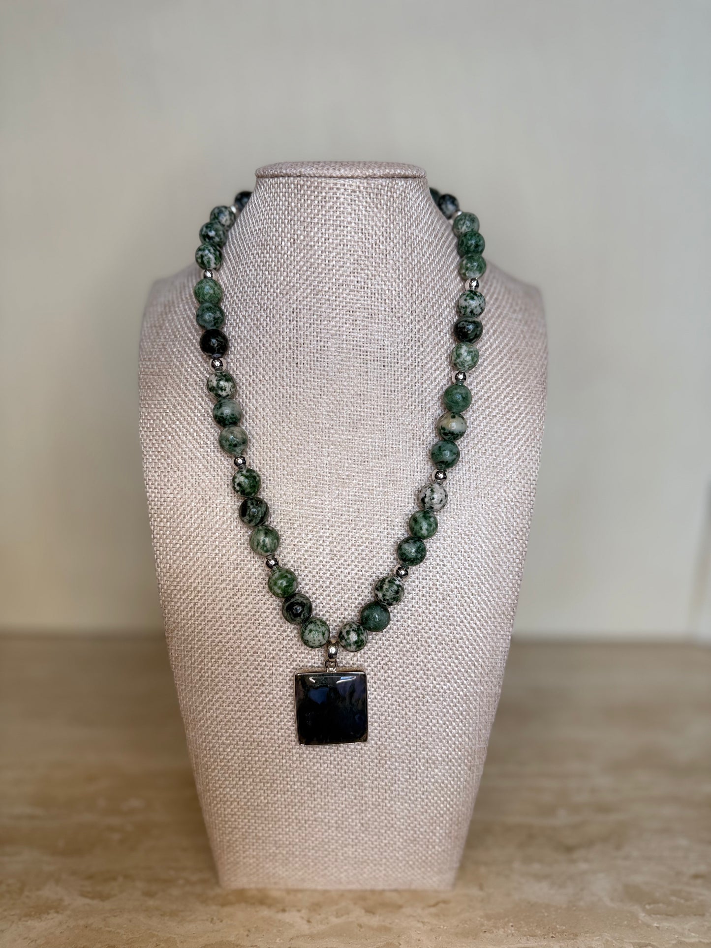 Moss Agate Necklace and Pendant - Silver Plated